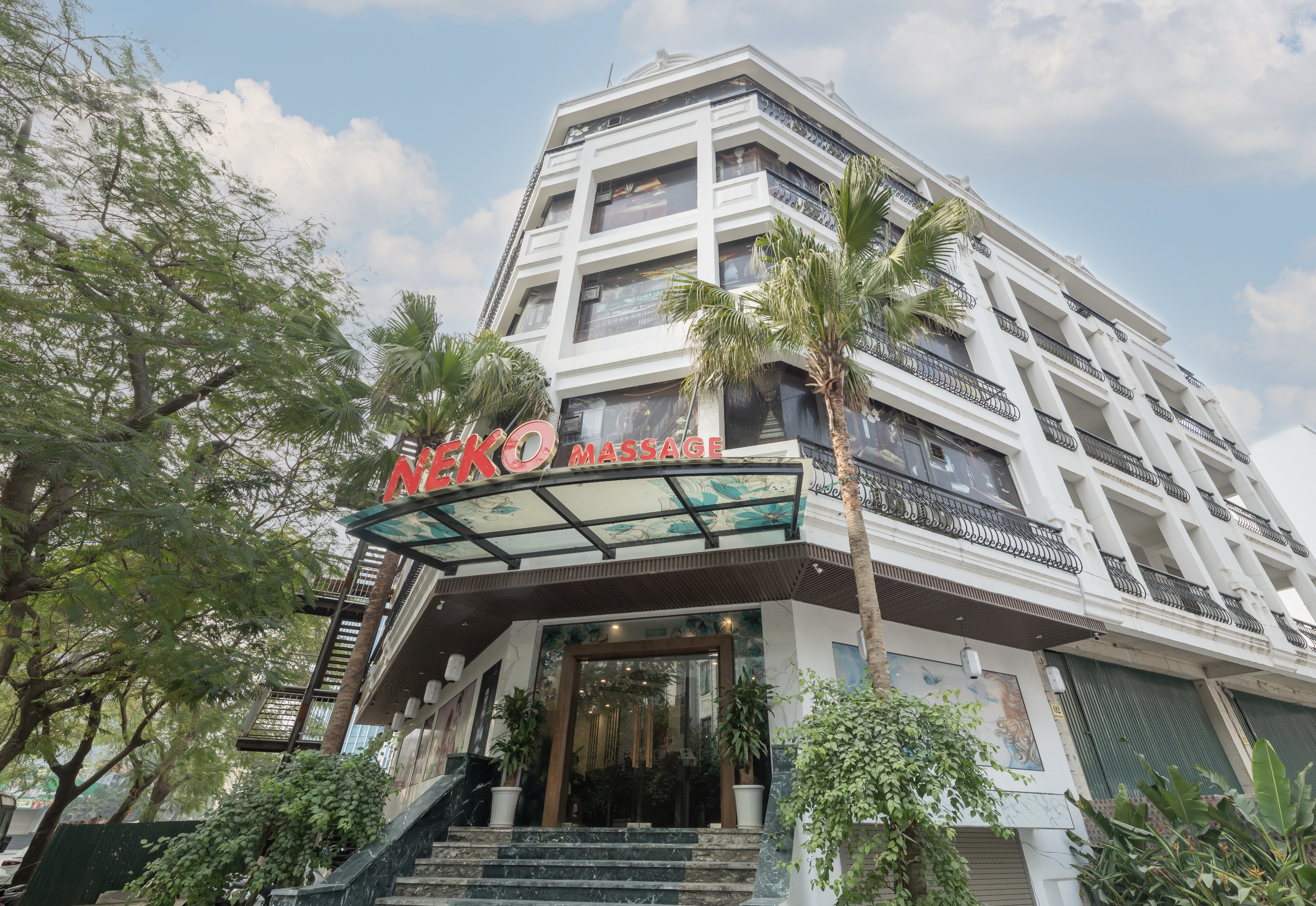 Neko Massage - La Thành