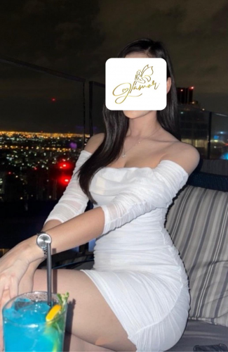 Glamor Nuru Massage