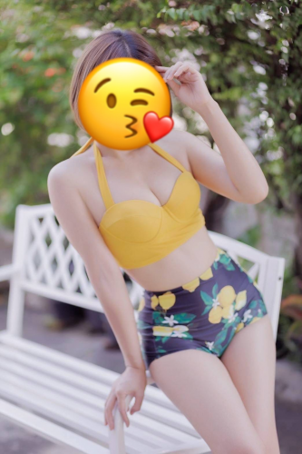Glamor Nuru Massage