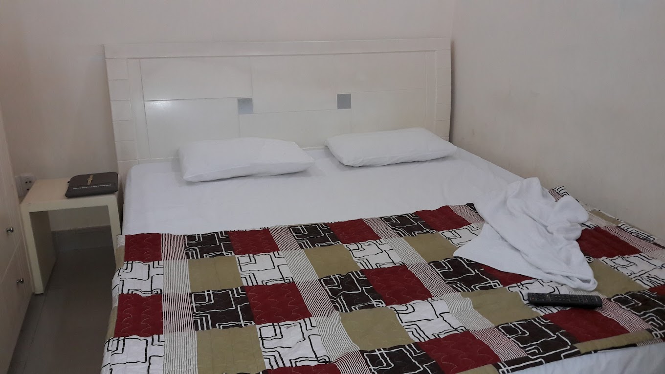 Du Xuân Hotel & Massage