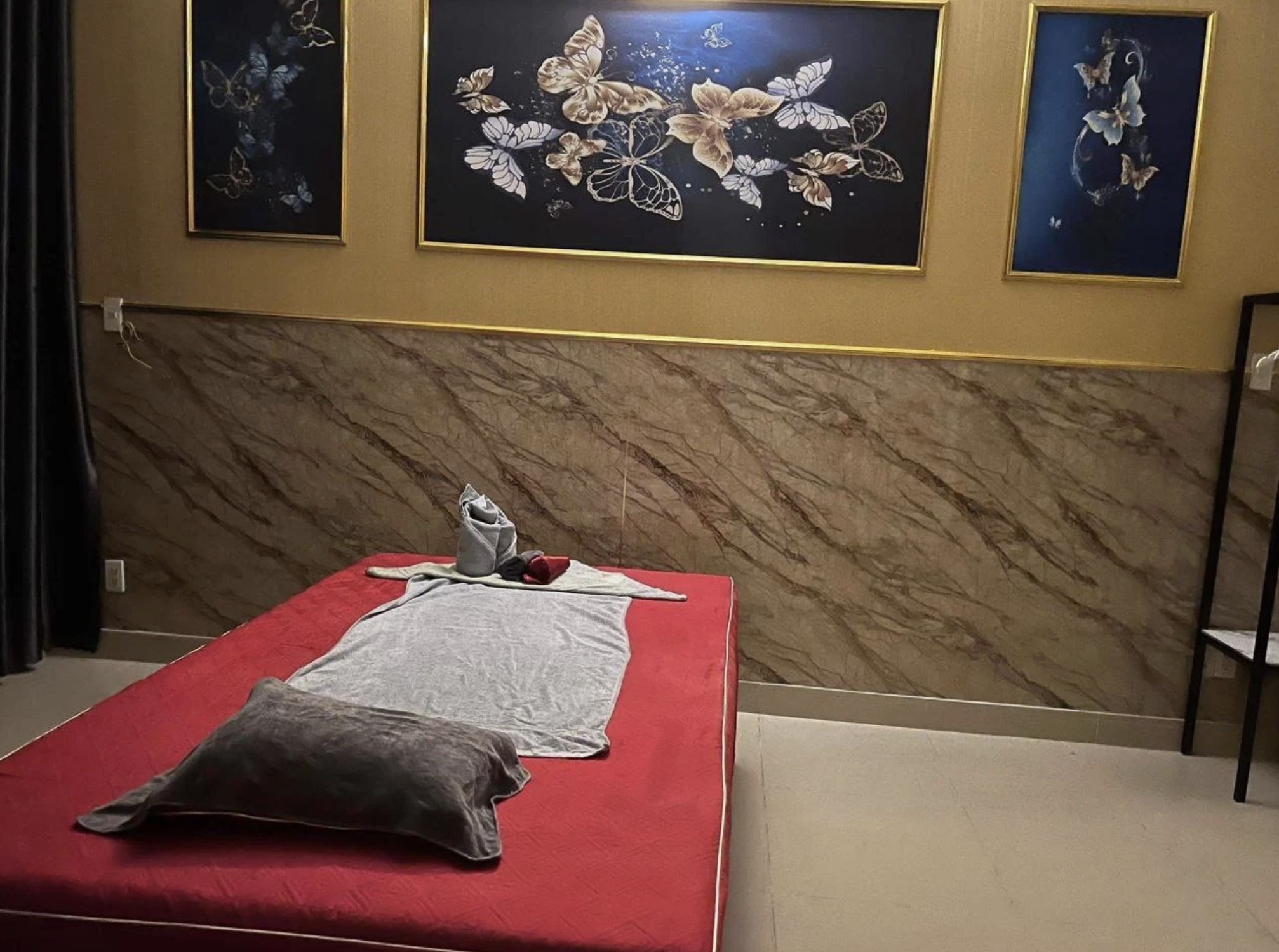 Massage Tâm Hồng Kông