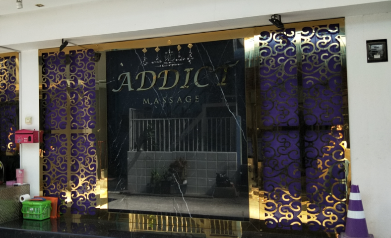 Addict Massage